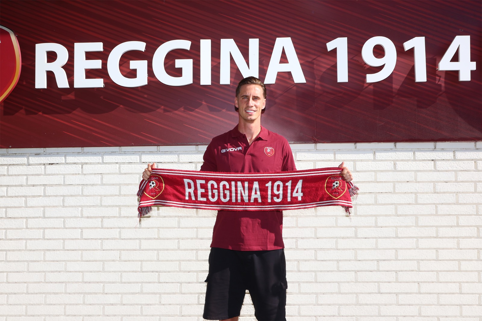 Magrassi ufficiale alla Reggina